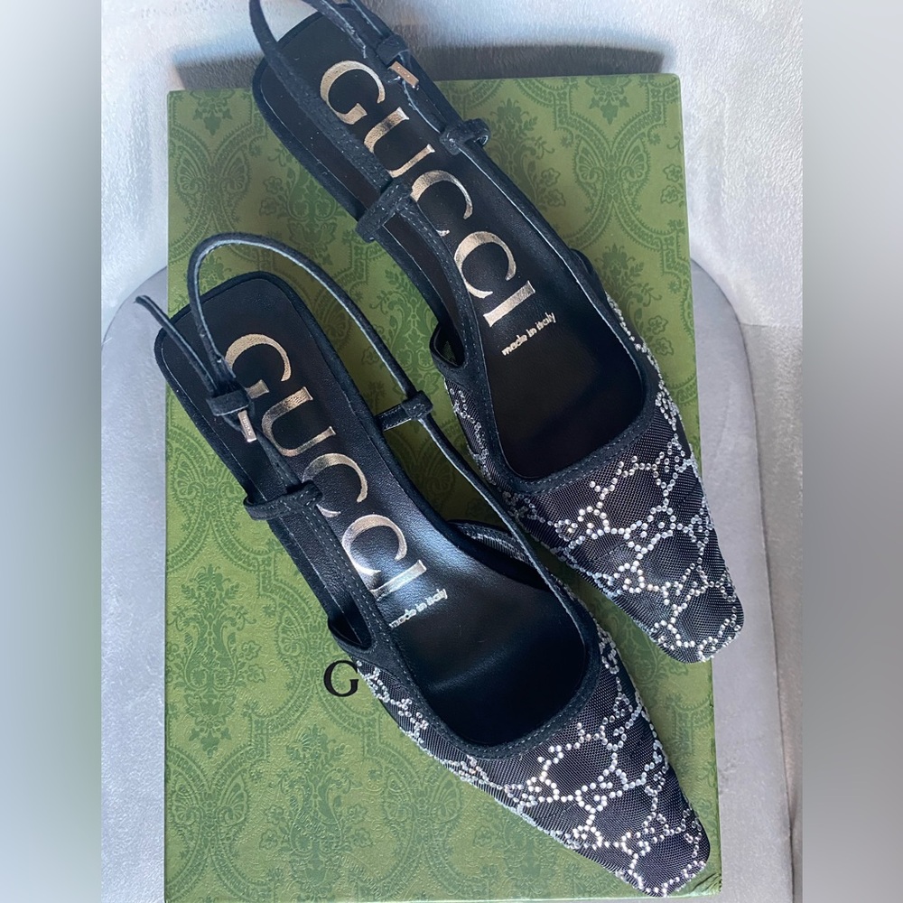 Kitten Heels- black with GG rhinestone design